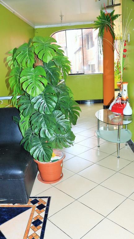 Hotel Hospedaje Karol Ayacucho Esterno foto